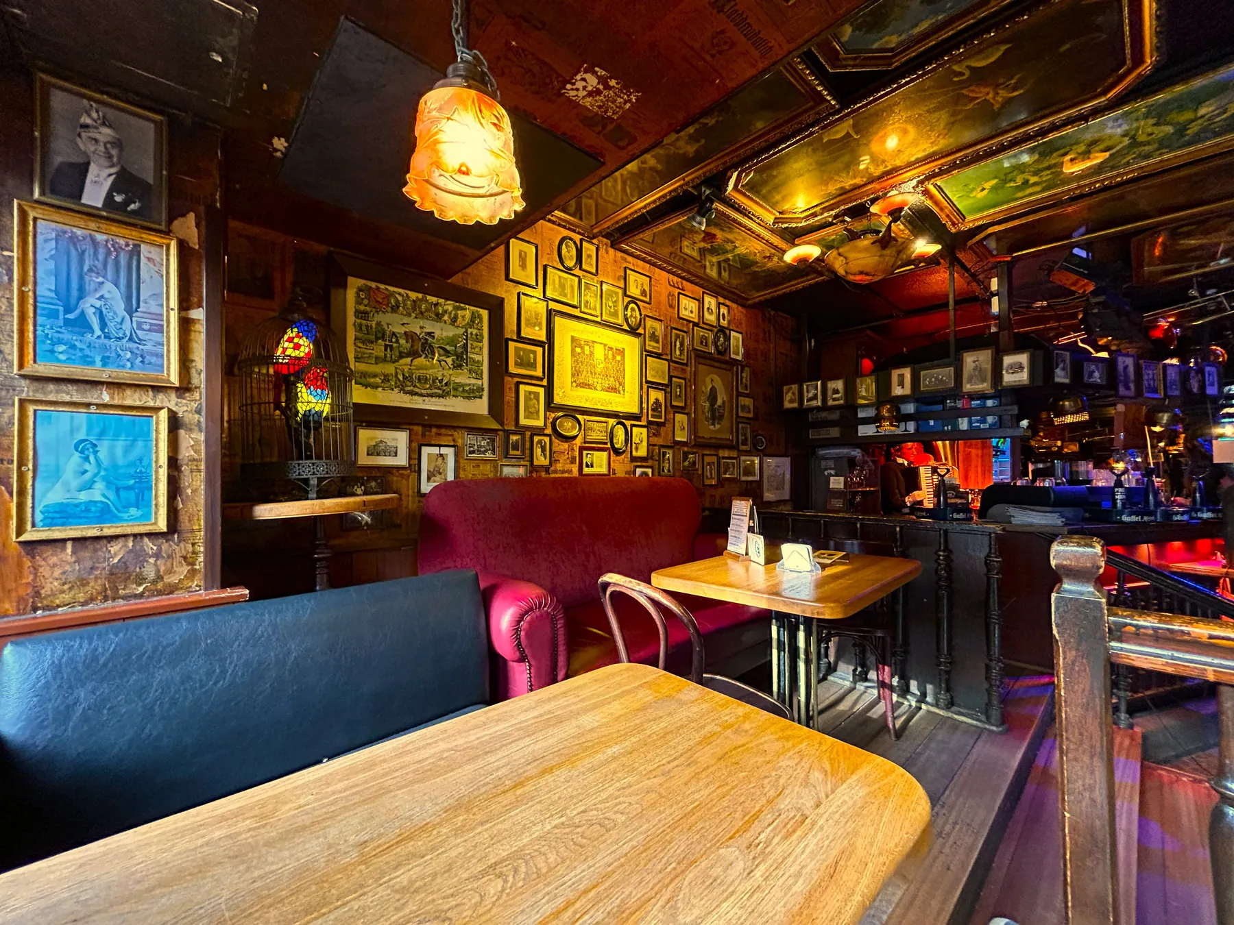 Papa Joe's Klimperkasten — Interieur
