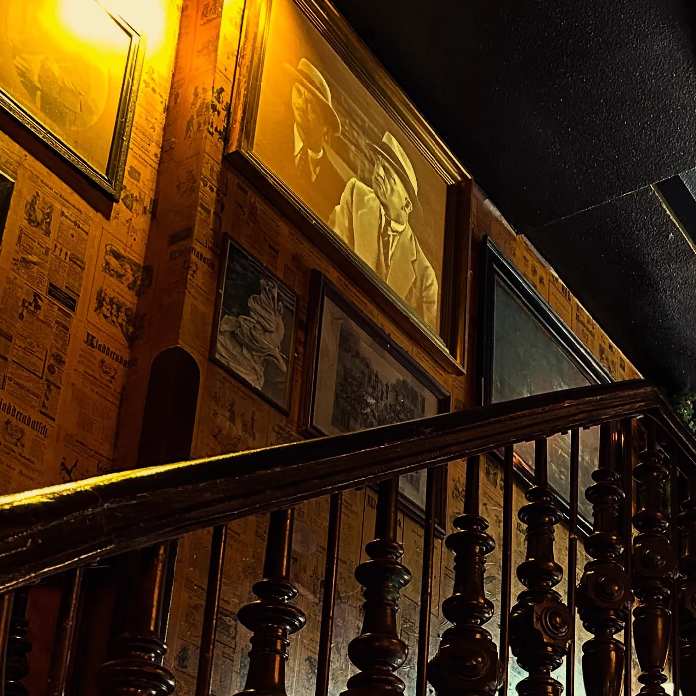 Papa Joe's Klimperkasten — Interieur